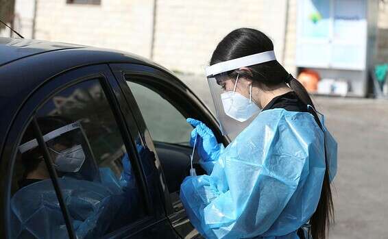 עומס במתחם בקורונה בצפת // צילום: דוד כהן - ג׳יני