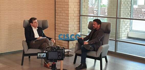 מנכ"ל סיסקו ישראל, אורן שגיא, ופרופסור גבי ברבש // צילום: יחצ