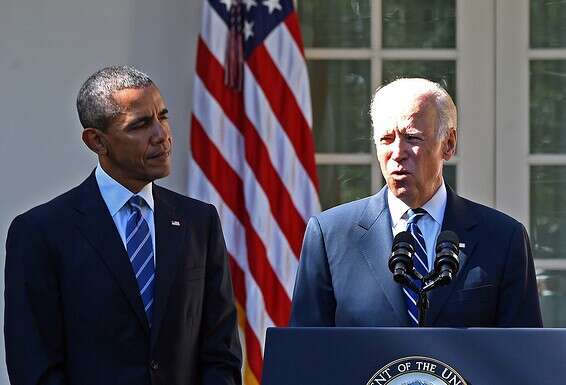ימשיך בדרך קודמו? ביידן ואובמה // צילום: אי.אף.פי