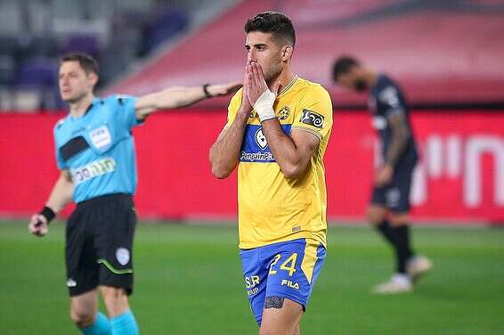 כהן מודאג, ברגעים שלפני הדרמה בסיום // צילום: עמי שומן