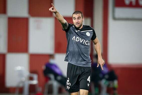 טל מכלוף חוגג את השער היקר שלו // צילום: מאור אלקסלסי