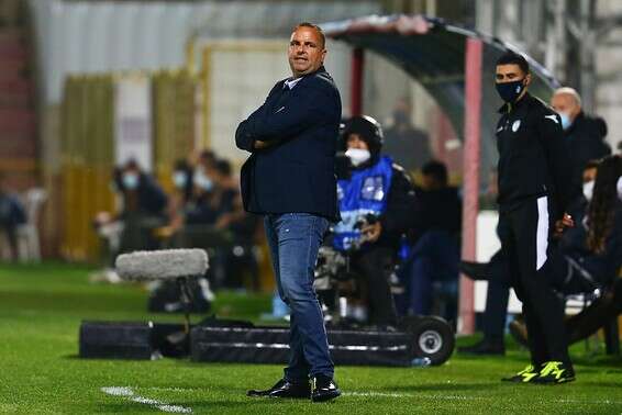 רן בן שמעון, הערב באצטדיון הי"א // צילום: לירון מולדובן