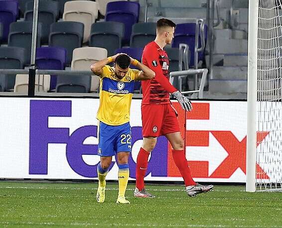 אבי ריקן לא מאמין // צילום: אלן שיבר