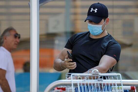 המסכות עוזרות? // צילום: יהודה פרץ