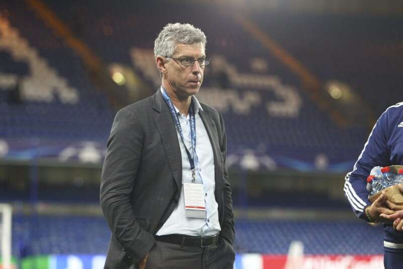 מיטש גולדהאר. מהפכה ניהולית בצהוב