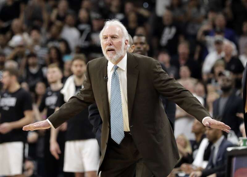 גרג פופוביץ'. מבין שאת הסדרה הזו הוא חייב לנצח בזכות ההגנה // צילום: איי.פי