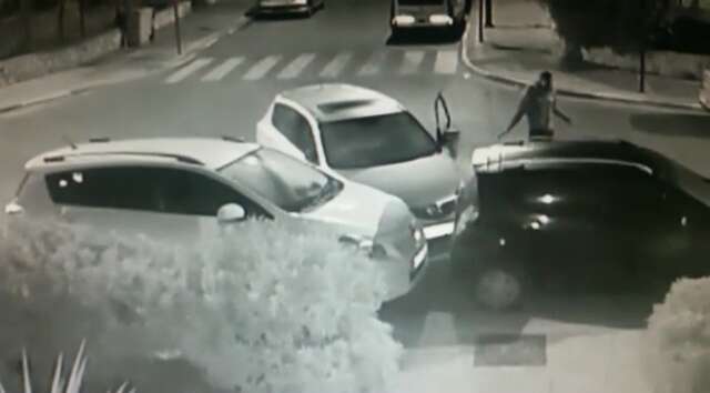 הנהג החשוד התנגש בשני רכבים // צילום: דוברות המשטרה