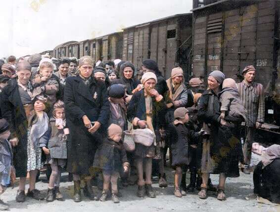 דקות לפני המוות באושוויץ // באדיבות יוסי בירן