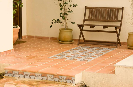 ריצוף טרה קוטה, מבית רוחמה שרון