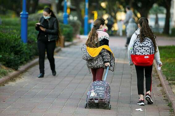 הלימודים בכיתות הנמוכות יופסקו כדי לצמצם עלויות? // צילום: לירון מולדובן