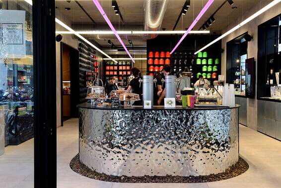 חלל חנות הקונספט החדשה: TLAB //צילום: מאיה באומל