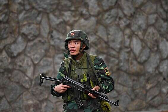 חייל צפון קוריאני בפיונגיאנג // צילום: איי.אף.פי