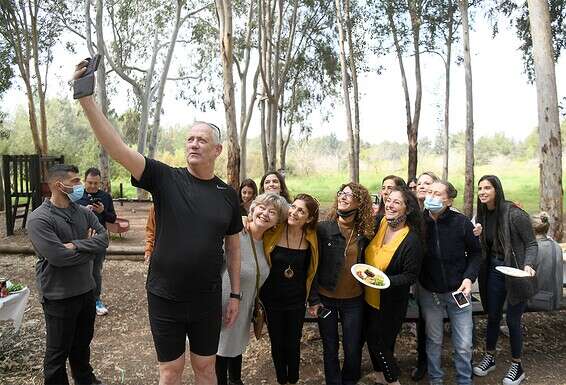 בצעידה ביער ליד ראש העין // צילום: יוסי זליגר