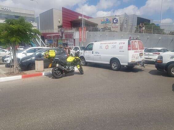 זירת התאונה בראשל"צ // צילום: תיעוד מבצעי מד"א