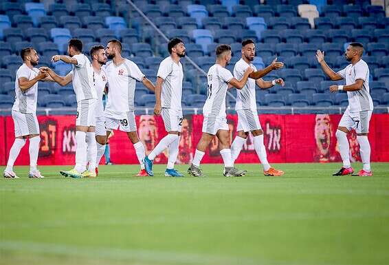 "במשחק נגד קריית שמונה שיחקו שבעה־שמונה צעירים ומקומיים. זאת גאווה גדולה". בני סכנין על הדשא בעונה האחרונה // צילום: מאור אלקסלסי