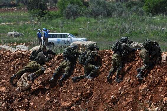 כוחות צה"ל סמוך לגדר הגבול עם לבנון לאחר חיתוך הגדר // צילום: אייל מרגולין - ג'יני