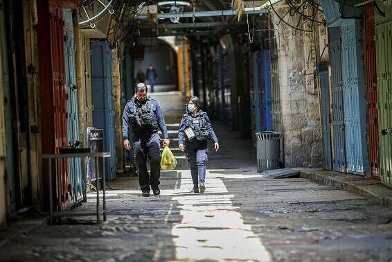 ירושלים בימי הסגר הראשון (למצולמים אין קשר לכתבה) // צילום: אורן בן חקון