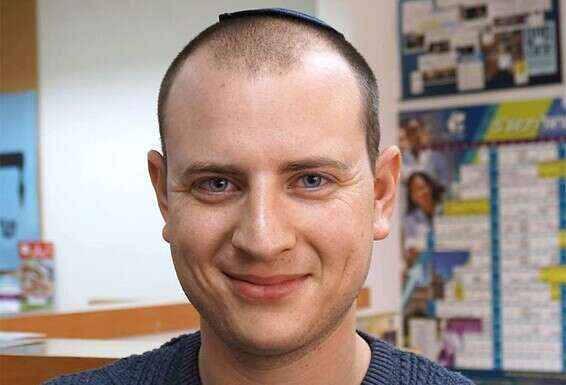 יובל מורגנשטרן. "לא לקרוס"