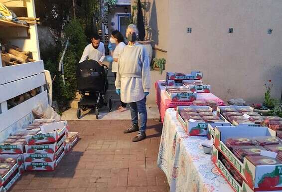 הגר ארנון־אלבז והתותים. "החקלאי יצא מרוצה"