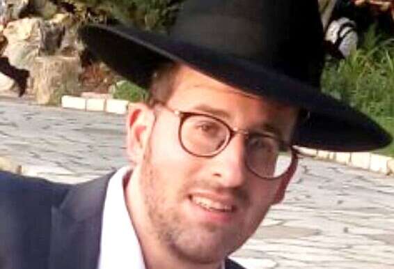 השדכן, אלי קורן. צילום מתוך אלבום פרטי