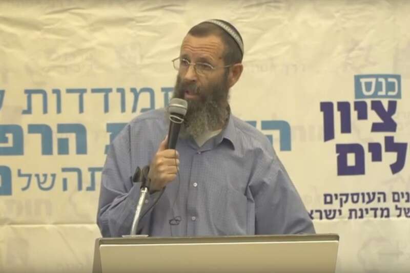 בלב הסערה, הרב לווינשטיין // צילום: יוטיוב