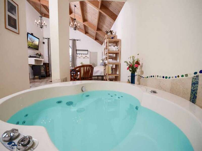 קסם האלה // צילום: אלברט אדוט