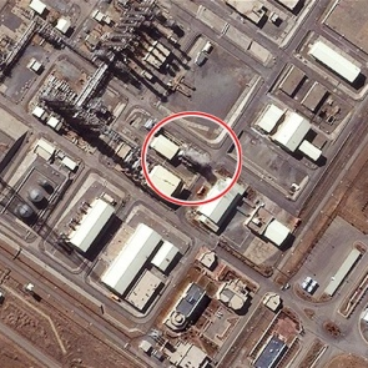 Iran negotiates on uranium but secretly readies plutonium for bomb