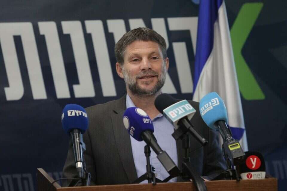 שר האוצר בצלאל סמוטריץ' , אורן בן חקון