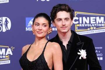 נפרדו? זה מצב הזוגיות של קיילי וטימות'י