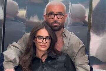 זה שוב קורה: עומר אדם ויעל שלביה צמודים