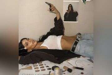 פפראצי: לא תאמינו איפה תפסנו את דני לוי